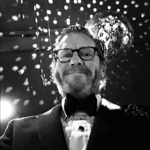 Meet your Posher, Larry